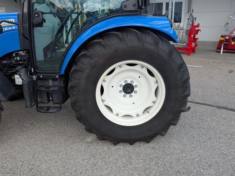 New Holland T 4.75 S