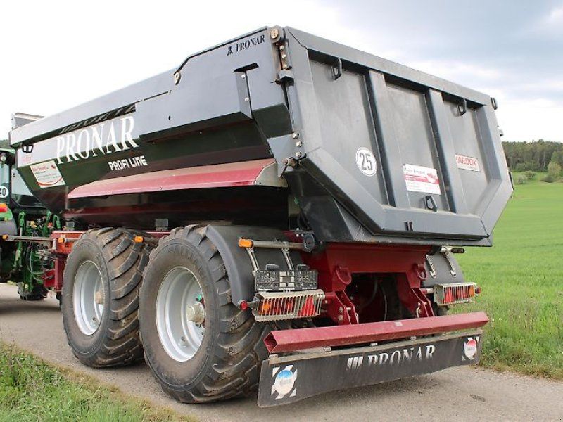 Pronar T 701 HP Hardox Halfpipe Erdmulde 22 to Vorführmaschine 600/55R2