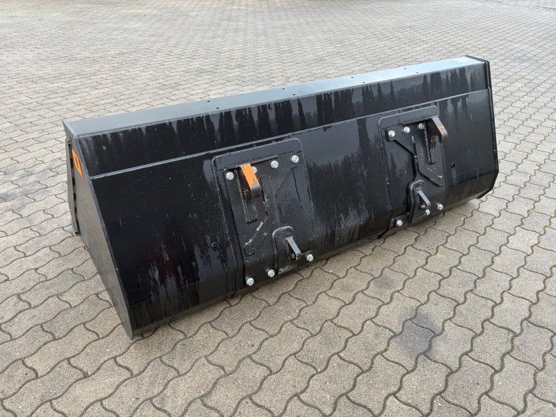 Alö GM 220