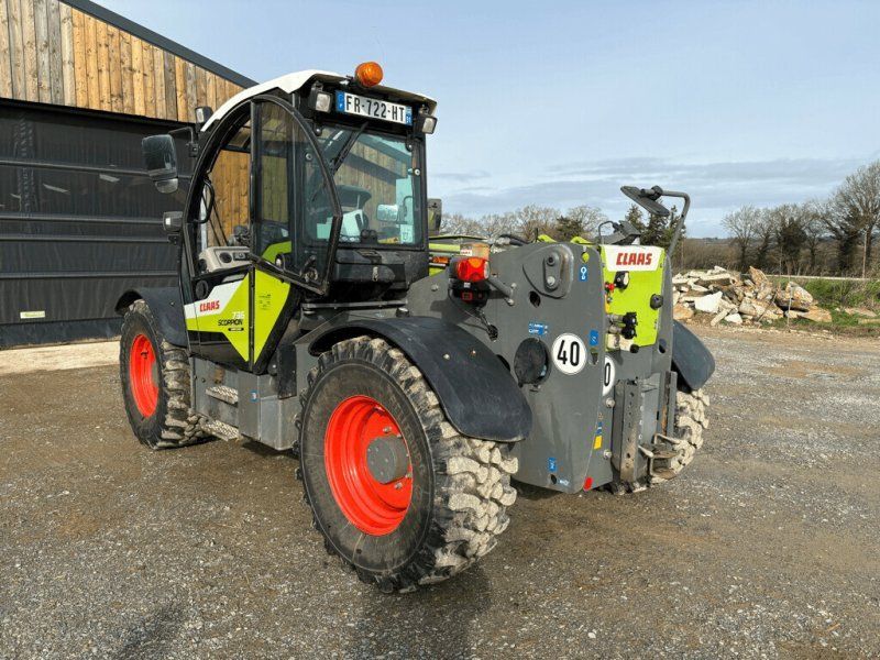 Claas SCORPION 736 VPOWER