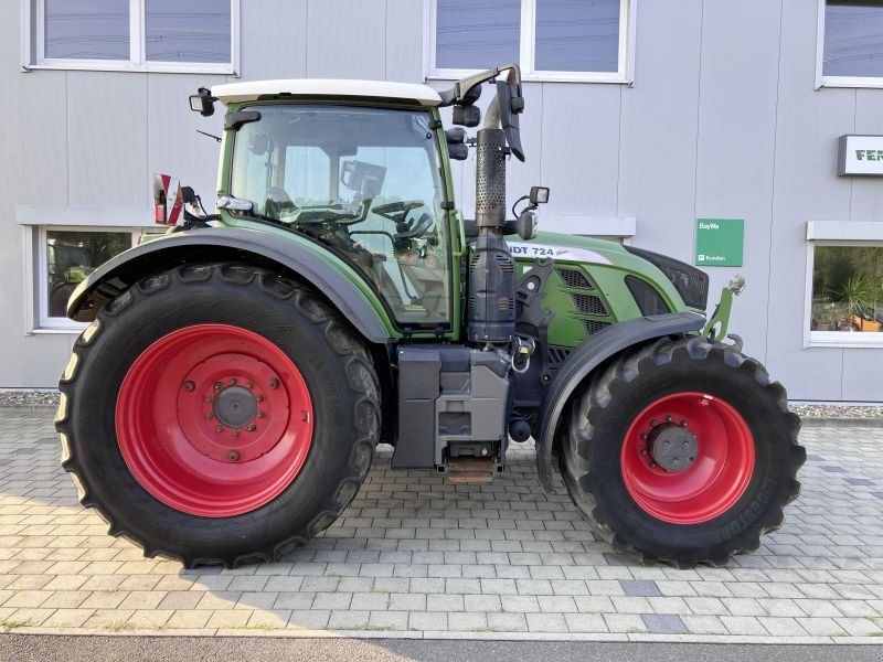 Fendt 724 VARIO S4 PROFI PLUS