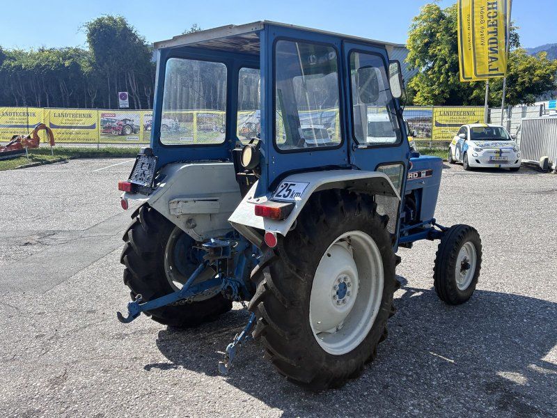 Ford 2000