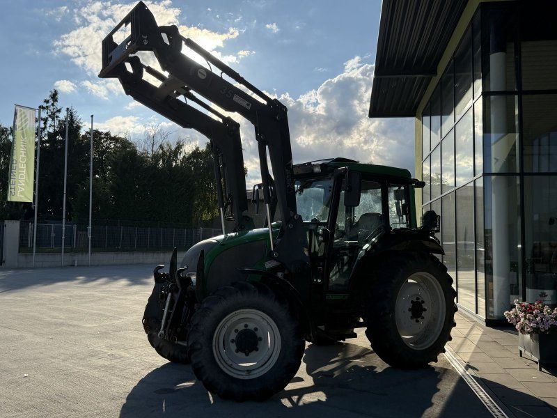 Valtra A 95