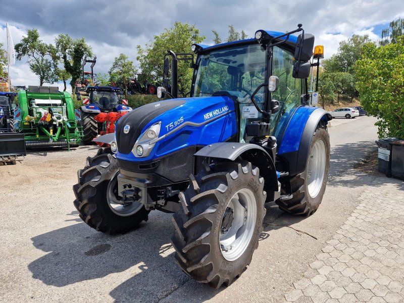 New Holland T5.90S