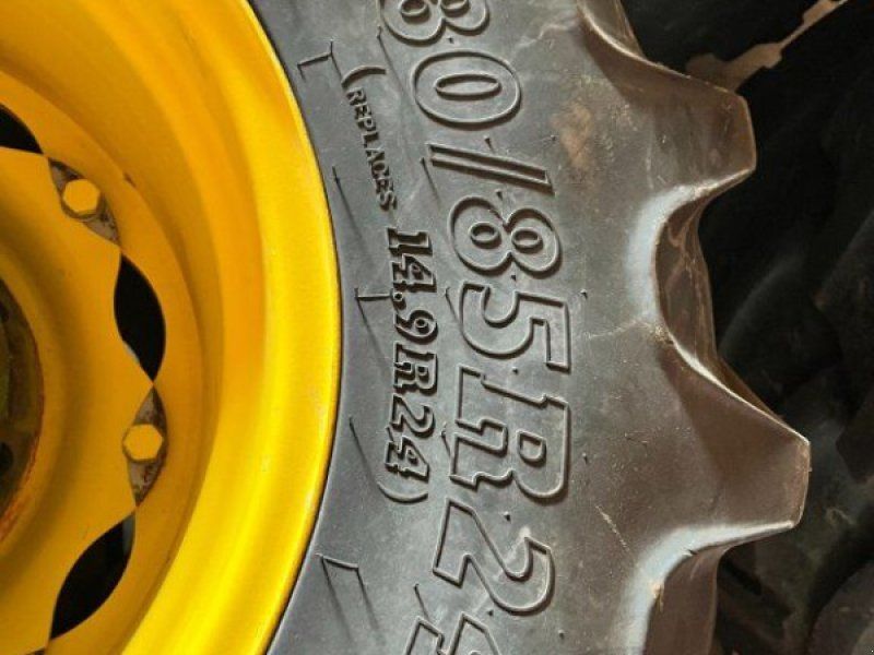 BKT Pflegebereifung Agri-Max RT855 380/85R24 u.