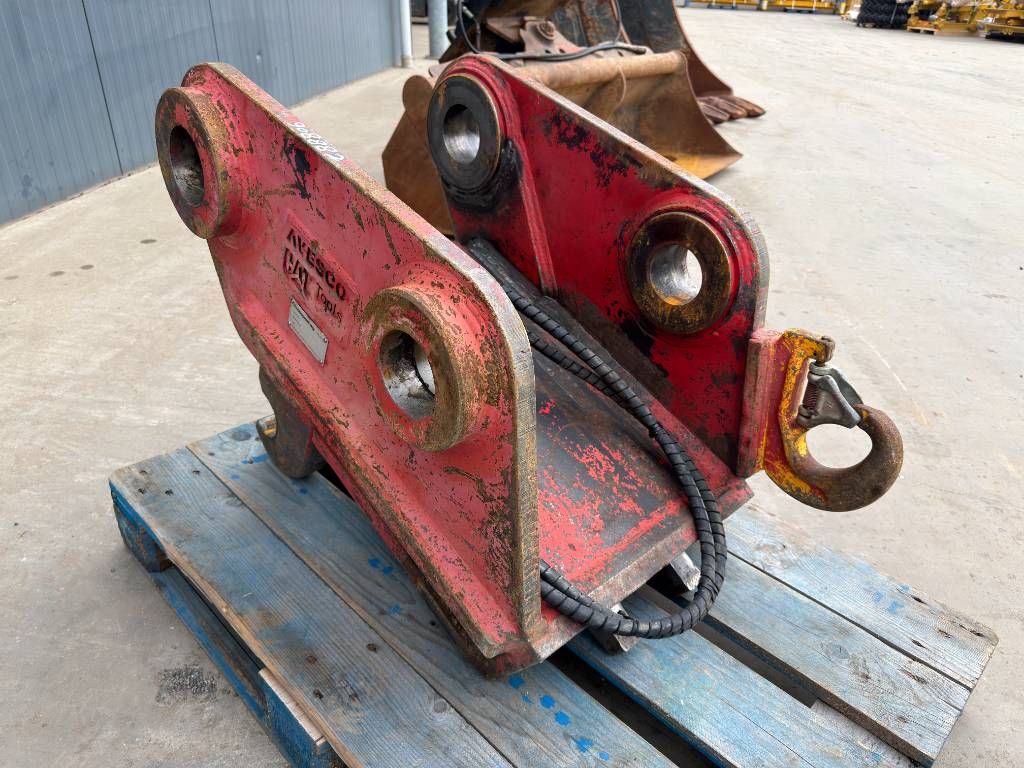BMT Baumaschinen SW3 - 324D / 325D / 329D / 329E / 330