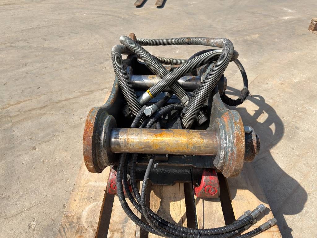 OilQuick OQ70 - PC210 / PC228 / PC240