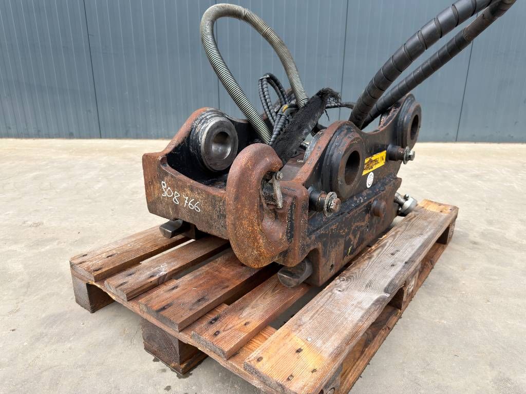 OilQuick OQ70/55 - 329D / 329E / 330F