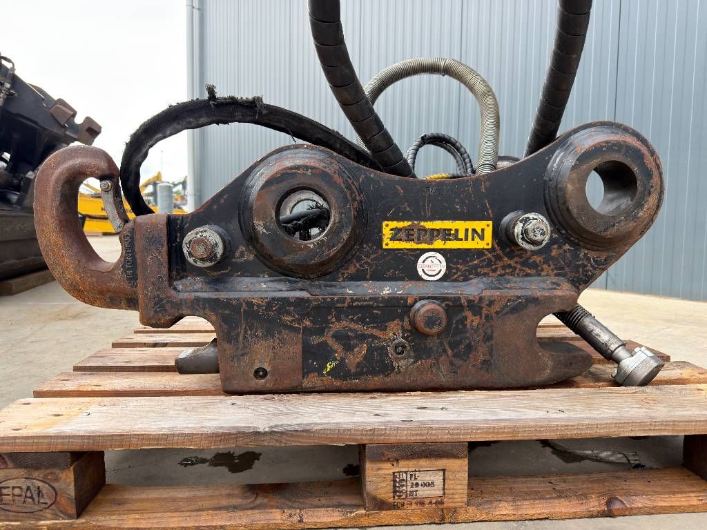 OilQuick OQ70/55 - 329D / 329E / 330F