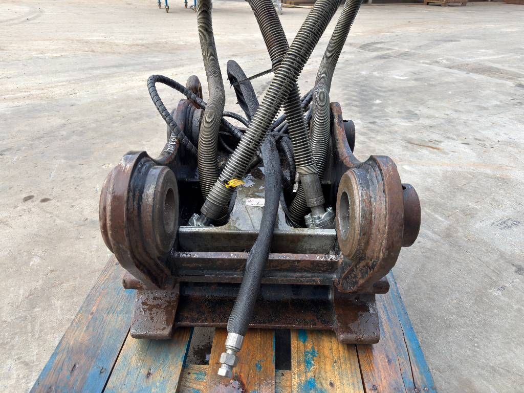 OilQuick OQ70/55 - M318D / 320D / 320E / 320F / 323D / 323E