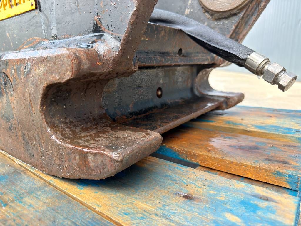 OilQuick OQ70/55 - M318D / 320D / 320E / 320F / 323D / 323E