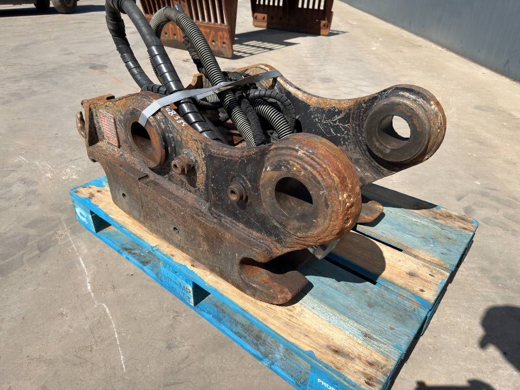OilQuick OQ80 - 325D / 329D / 329E / 330F