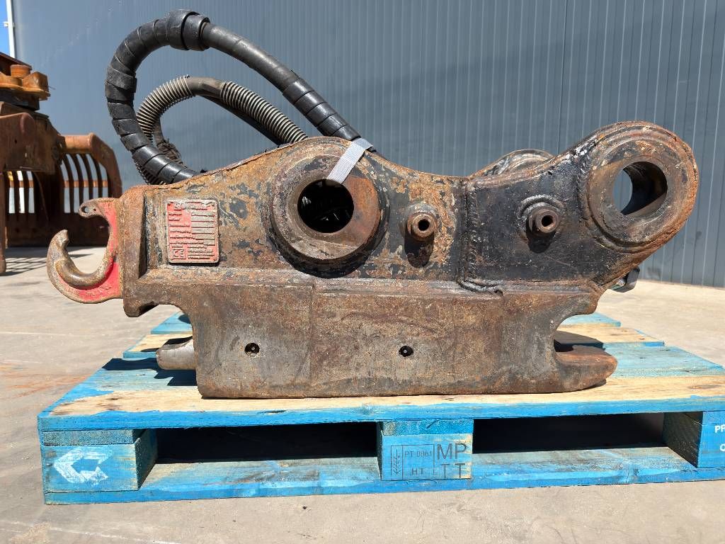 OilQuick OQ80 - 325D / 329D / 329E / 330F