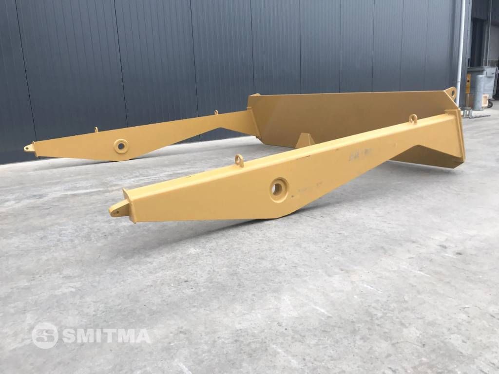 CAT 725C