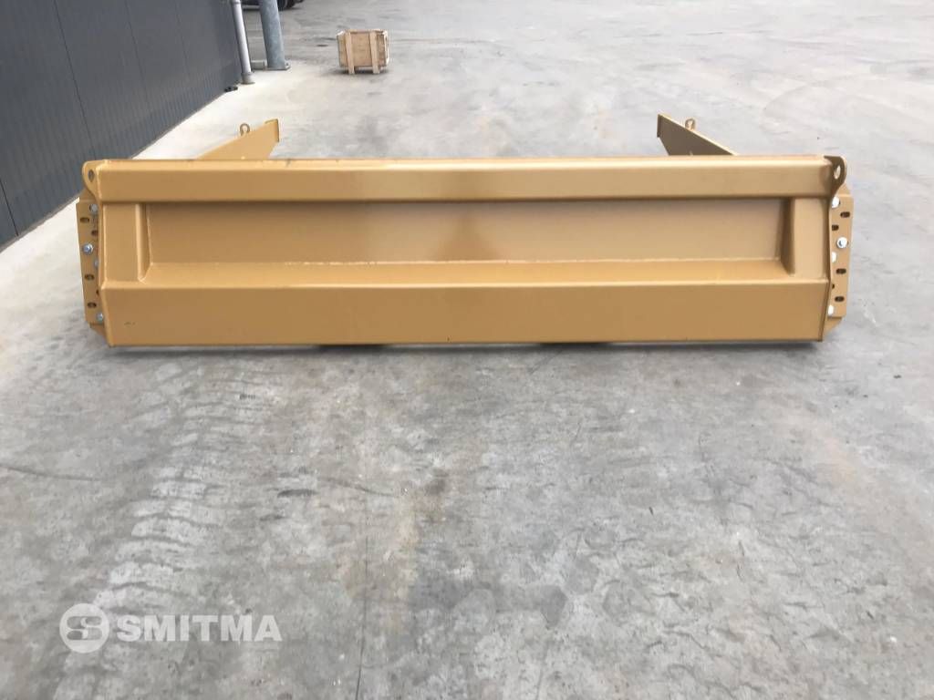 CAT 725C