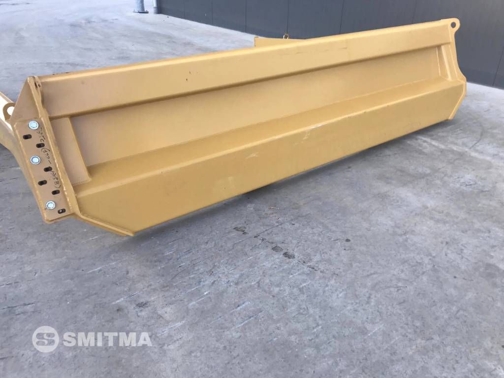 CAT 735C