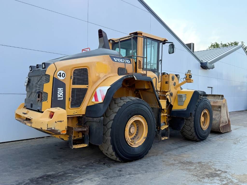 Volvo L150H - Automatic Greasing / Camera