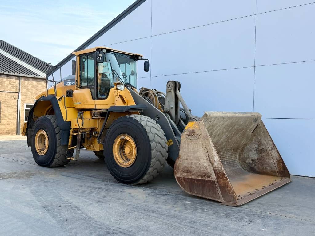 Volvo L150H - Automatic Greasing / Camera