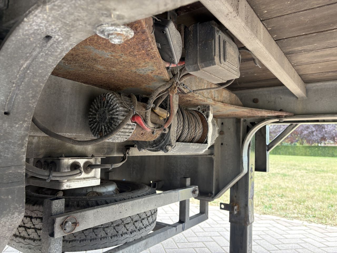Be oplegger VELDHUIZEN knikvloer 8 TON