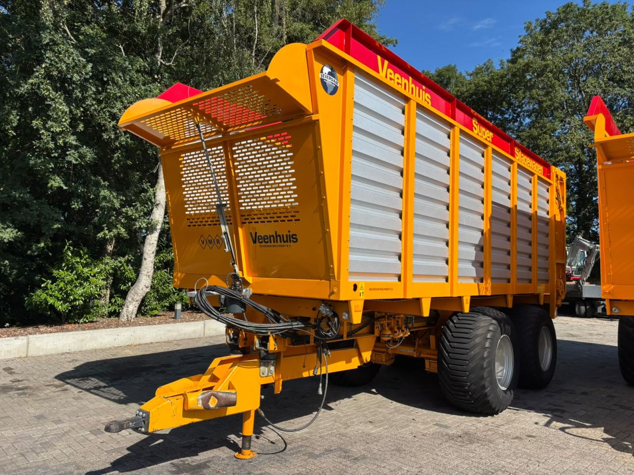 2x Veenhuis SW 400 - 2