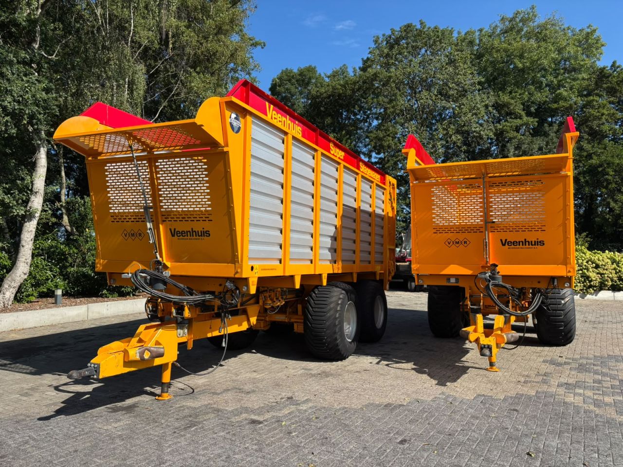 2x Veenhuis SW 400 - 2