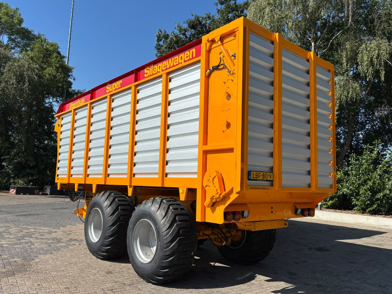 2x Veenhuis SW 400 - 2