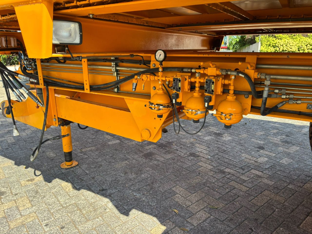 2x Veenhuis SW 400 - 2