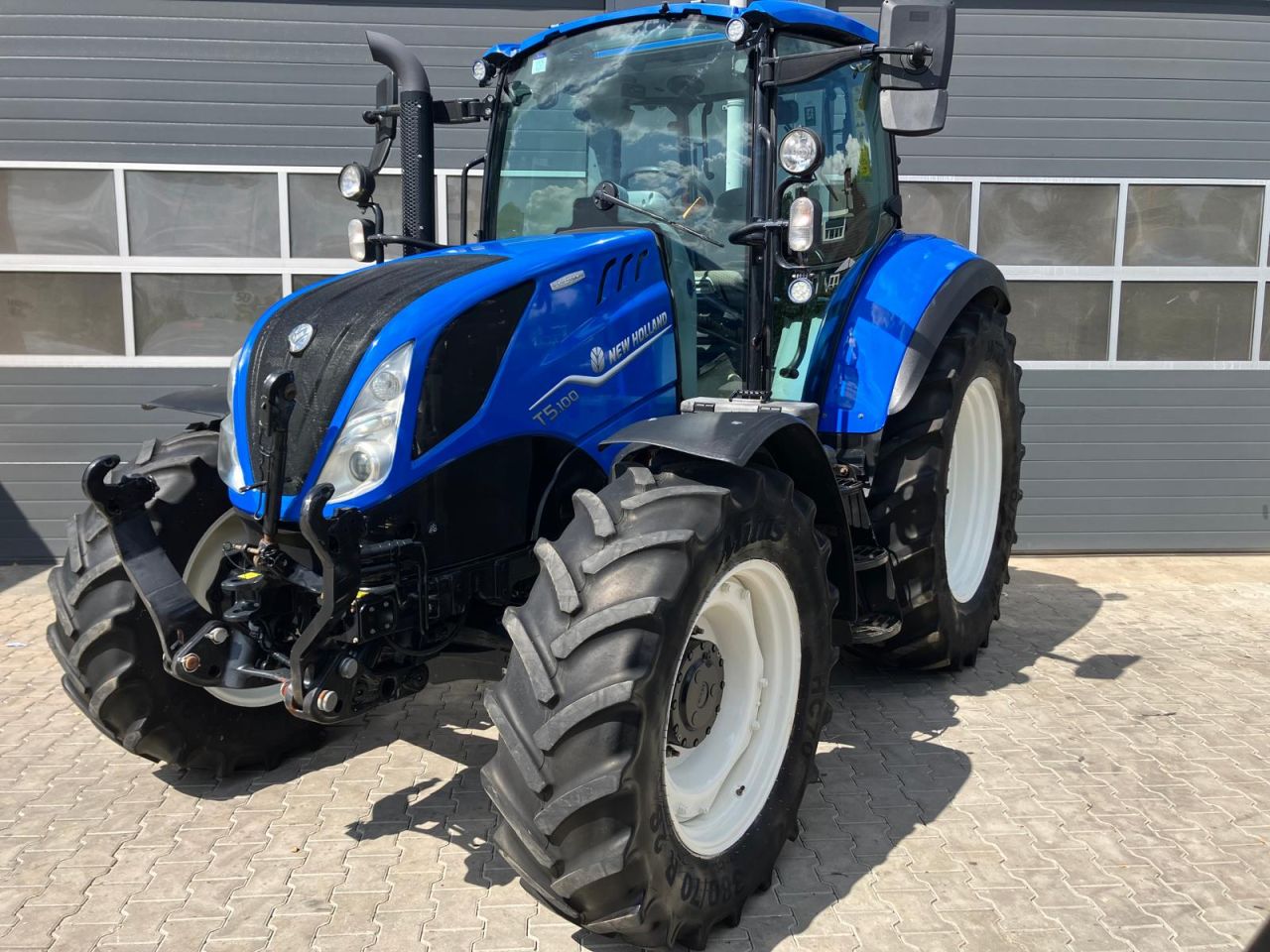 New holland T5.100 electro command