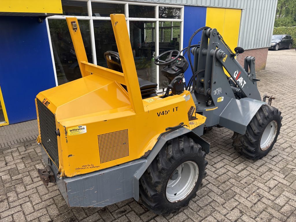 Giant V4501 kinklader