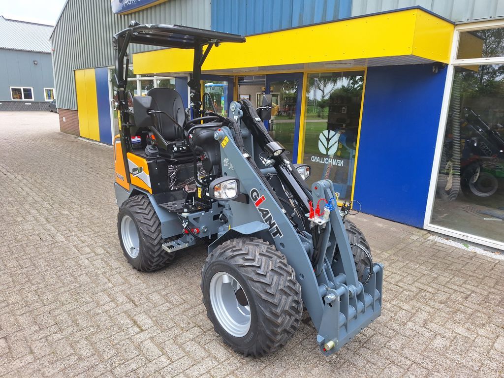 Giant G2300HD