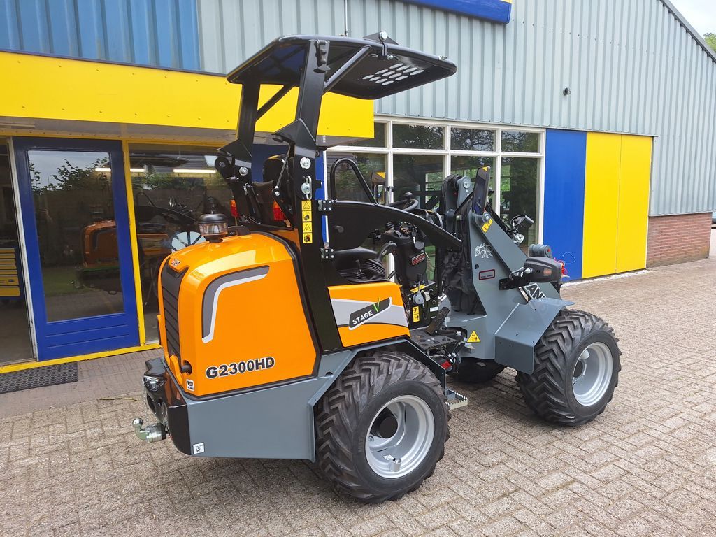 Giant G2300HD