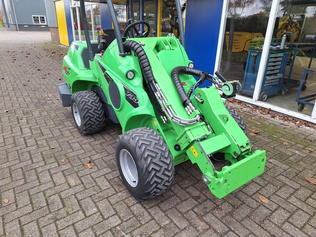 Avant 735 TDL
