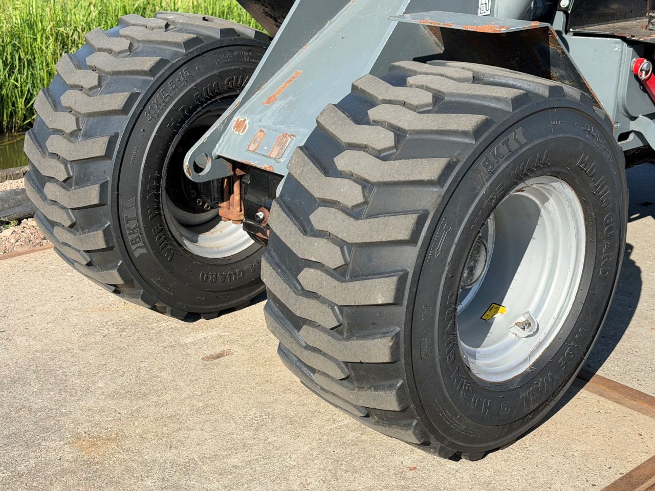 Giant 452 T