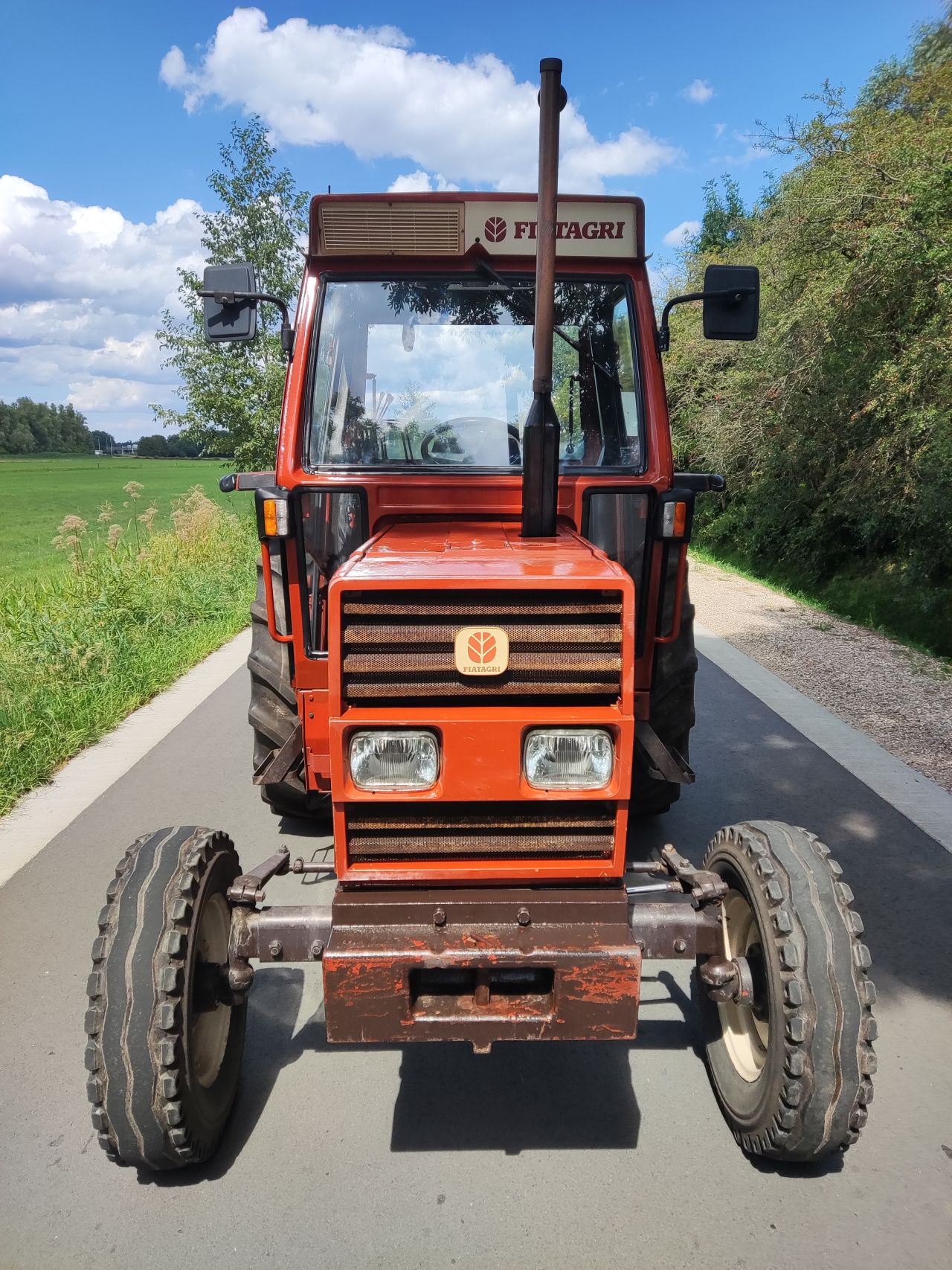 FIAT tractor (type 55-90 (4.520 uur)) compleet met machines