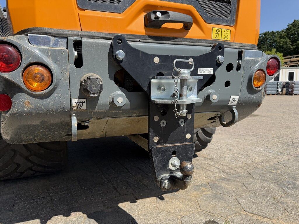 Giant G5000 shovel 2025