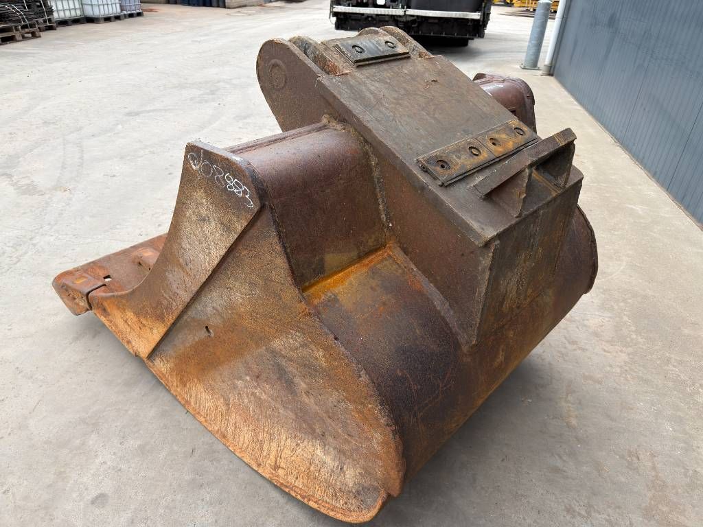 BMT Baumaschinen SW3