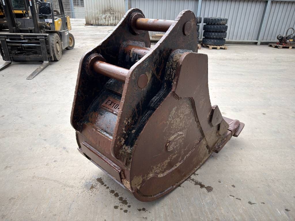 Miller EC290 / EC300 Geith