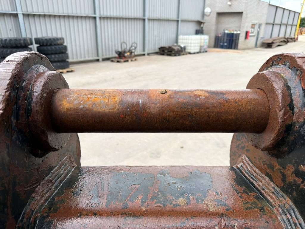 Miller EC290 / EC300 Geith