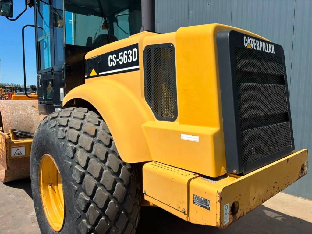 CAT CS563D