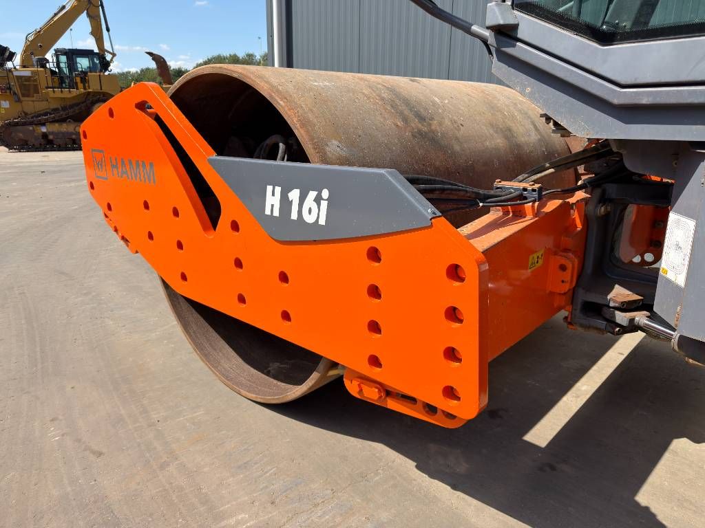 Hamm H16i