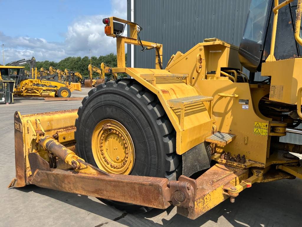 CAT 824H