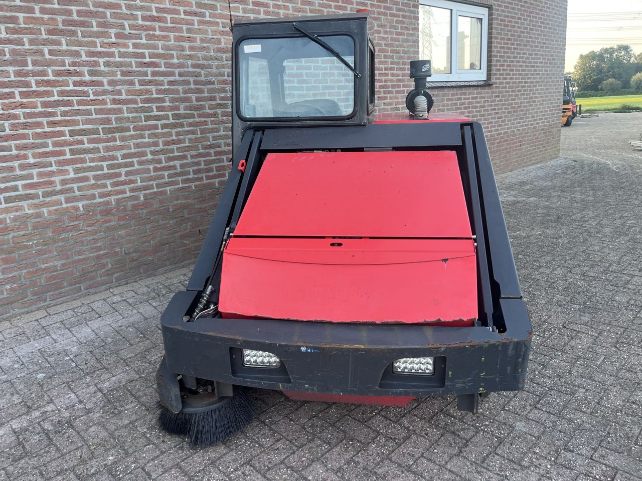 Powerboss 9XRL veeg zuigmachine