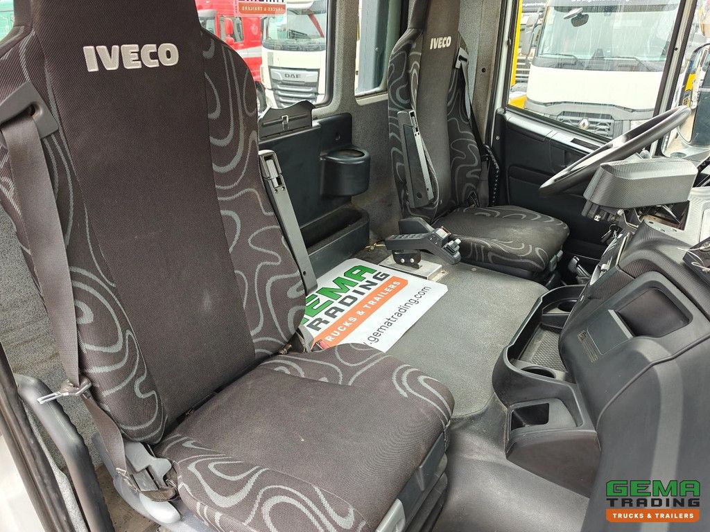 Iveco Trakker 450 Tageskabine 6x4 Euro 6A – Vollblattfederung – Hiab 21T Hakenliftsystem – Radnabenuntersetzung – Belgische Zulassung