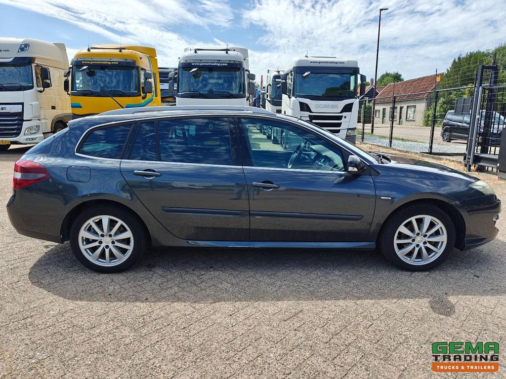 Renault Laguna 4x2 Euro 5 – 5 Sitze – Schaltgetriebe (6-Gang) – Navigationssystem – Leichtmetallfelgen – Belgische Zulassung