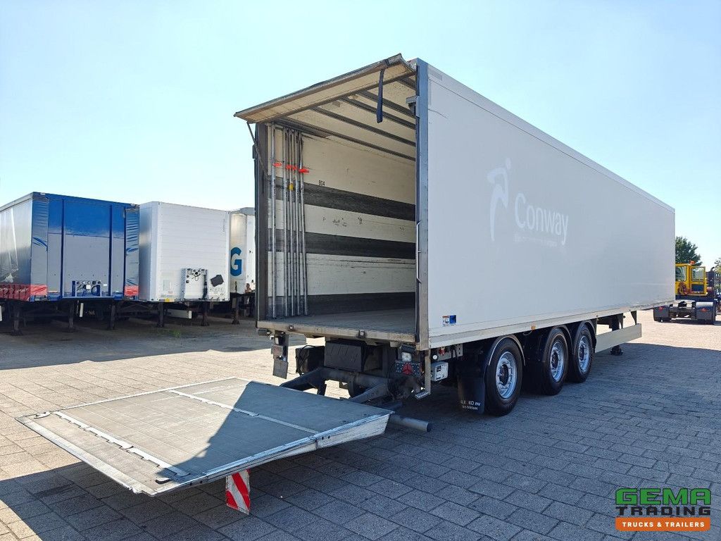 Wullhorst LPRS24 Enclosed Body 13.6m + Rear Closing Tailgate 2500kg - Galvanized Chassis - Steering Axle - Lift Axle - Central Lubrication