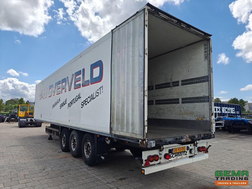 Schmitz SKO 24 13.6m GeïsoleerdBox - SAF Assen - 2 LiftAssen - SchijfRemmen - Gegalvaniseerd Chassis