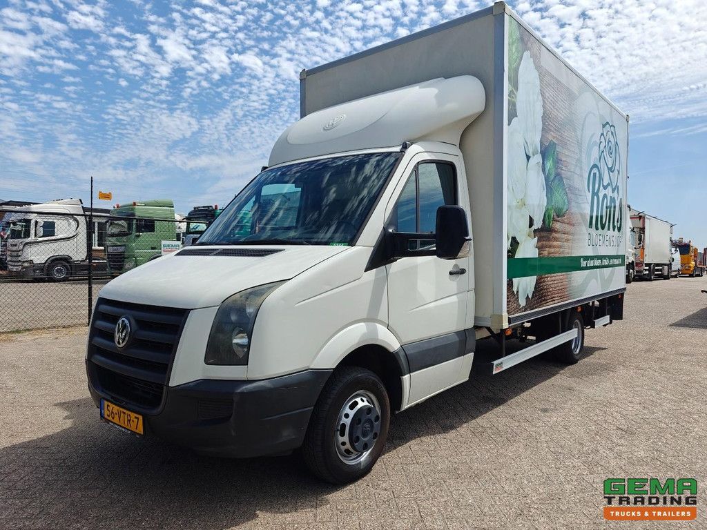Volkswagen CRAFTER 2.5 TDI 5-cylinder Euro4 - Box body 4.45m - Tail lift 750kg - Slat-to-slat interior - Fully leaf-sprung - Dutch registration