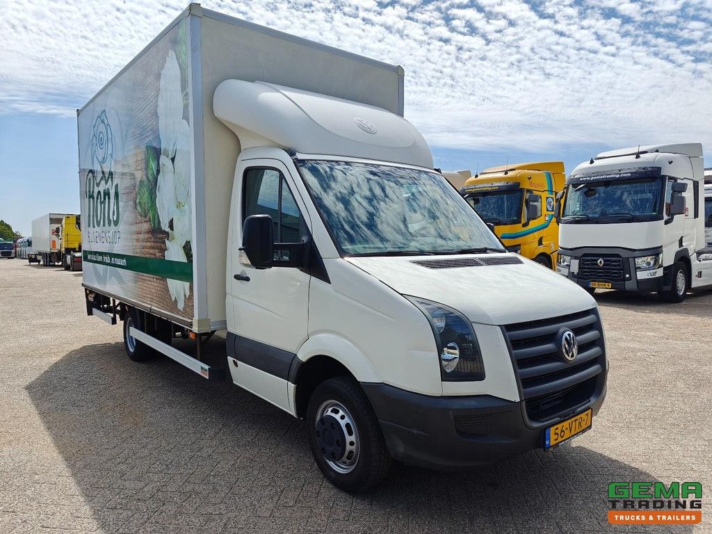 Volkswagen CRAFTER 2.5 TDI 5-cylinder Euro4 - Box body 4.45m - Tail lift 750kg - Slat-to-slat interior - Fully leaf-sprung - Dutch registration