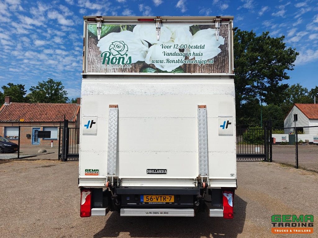 Volkswagen CRAFTER 2.5 TDI 5-cylinder Euro4 - Box body 4.45m - Tail lift 750kg - Slat-to-slat interior - Fully leaf-sprung - Dutch registration