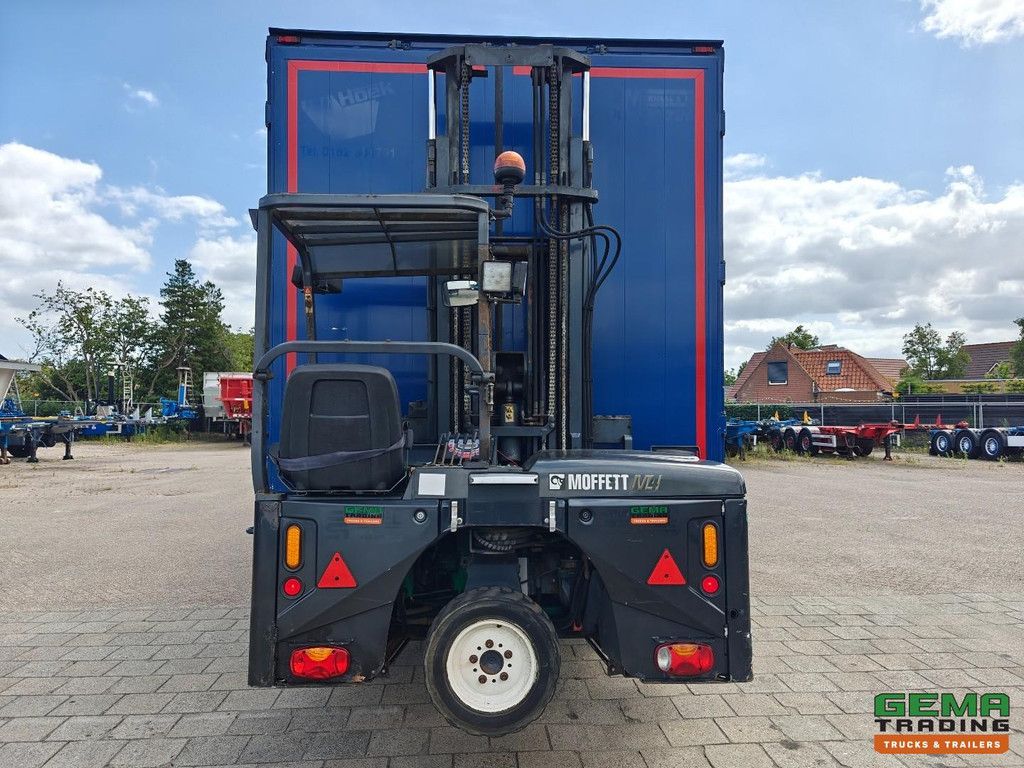 MOFFETT M4 25.4 2500 KG - Kubota Engine - 2069 Uur - 2008 - CE Markering